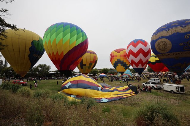 Colorful Hot Air Balloons Launch at Sonoma Classic