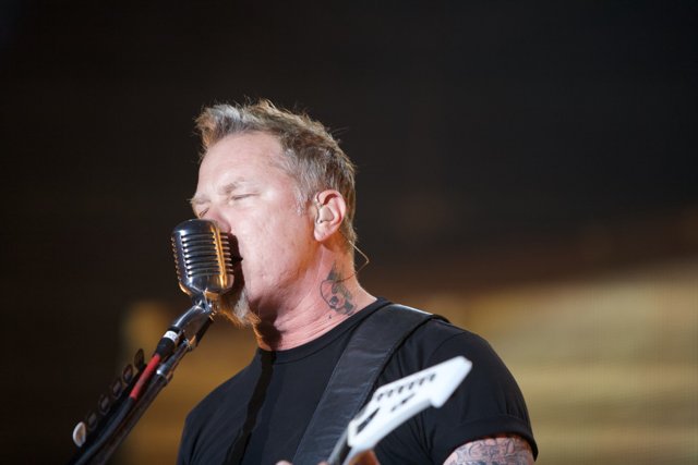 Electrifying Performance by Metallichead with Microphone