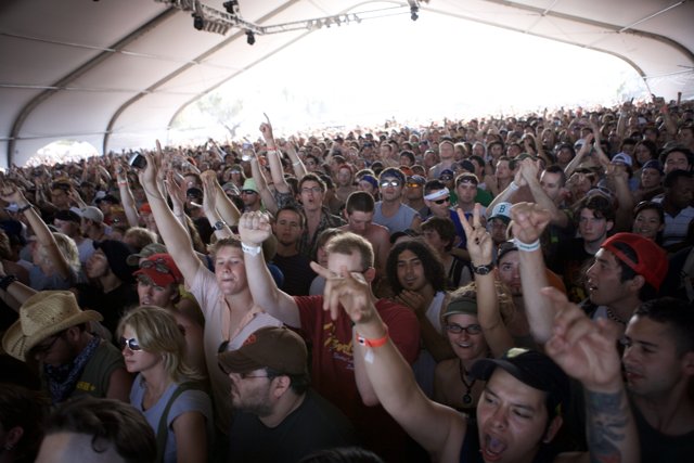 Coachella Saturday Crowd Goes Wild