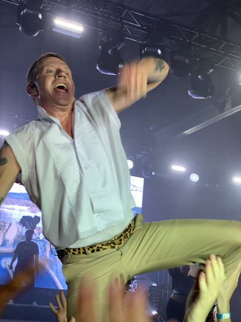 Macklemore Rocks an Electric Nightclub Show