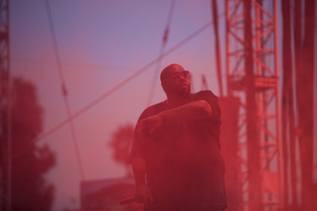 Killer Mike Takes the Stage in a Sea of Fog and Light