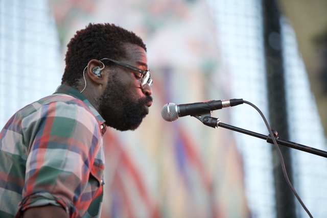 Tunde Adebimpe Belts Out Summer Jams at Coachella 2009