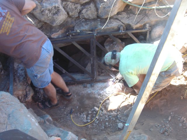 Metalgate Repair in the Archaeological Site