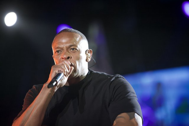 Dr. Dre Rocks the Crowd with The Chronic Album Release