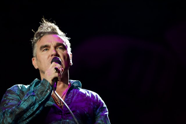Morrissey Takes the Stage with his Microphone