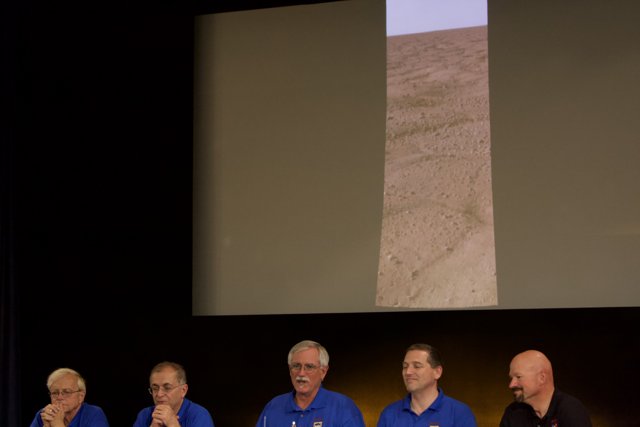 NASA's Mars Rover Unveiled at Phoenix Landing Press Conference
