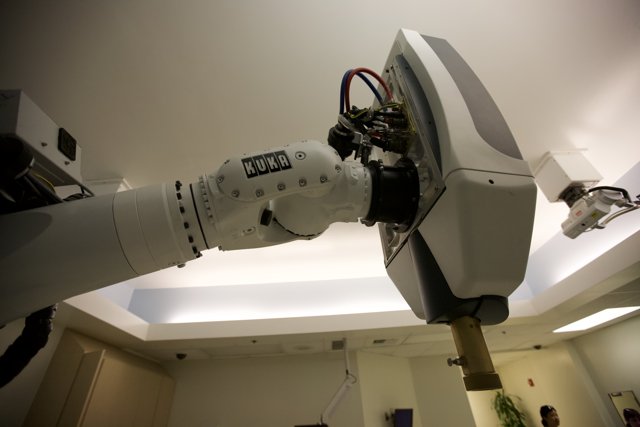 Robotic Arm Lifts Heavy Object at USC Medical Center