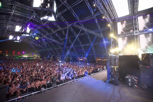 Coachella Stage Lights up with Enthusiastic Crowd