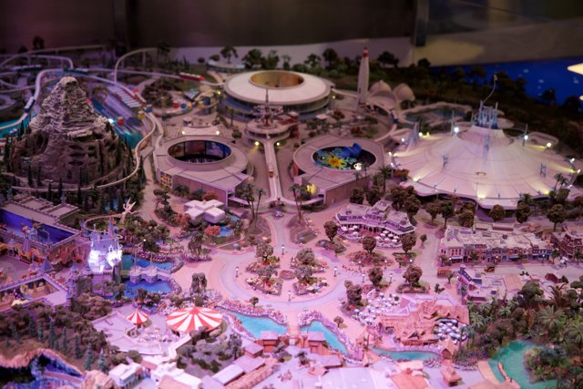 A Miniature Marvel of Fun: Theme Park Model