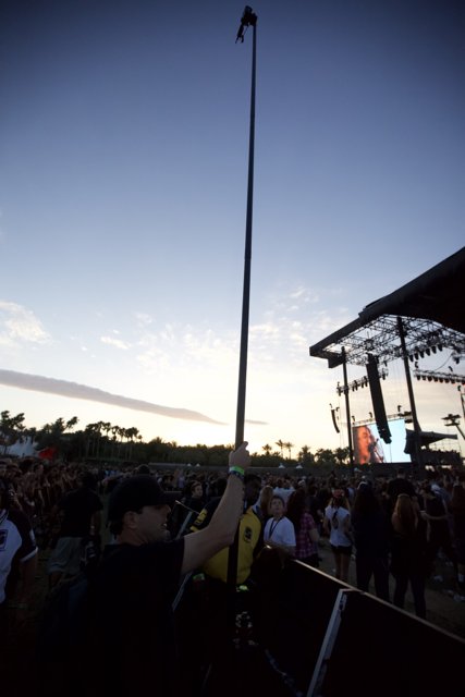 Pole Raiser at Big Four Festival