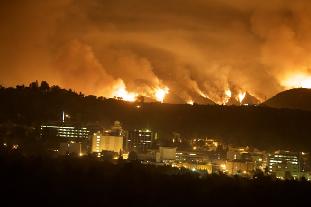 Blaze Engulfs City in Station Fire