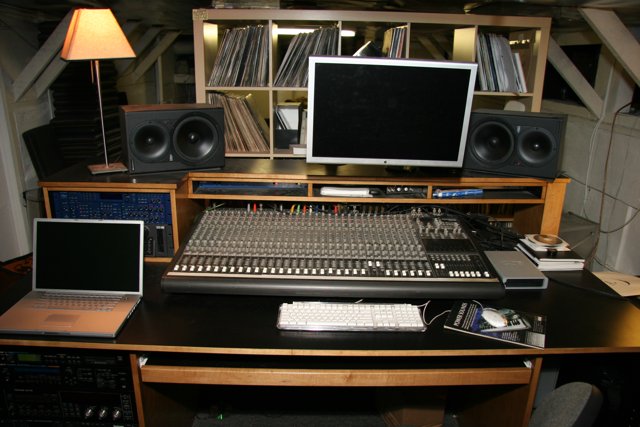 Multimedia Desk Setup