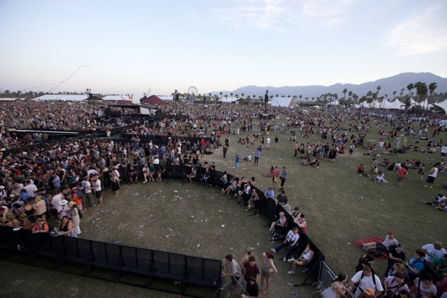 Coachella 2011: The Epic Sunday Concert Crowd