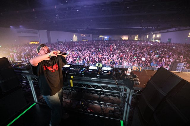 DJ Performs to Massive Crowd at Wobbleland 2026