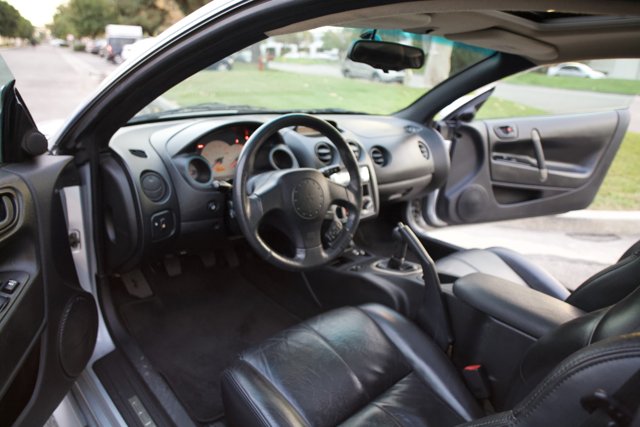 Leather luxury in the 2007 Eclipse