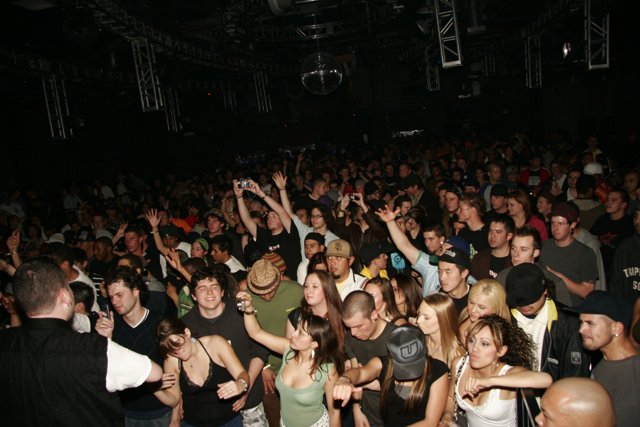 Crowd Goes Wild at Funktion Viram Concert