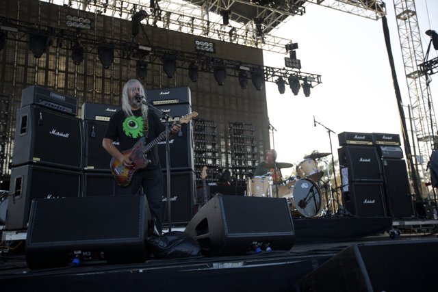 J Mascis rocks the stage with his guitar