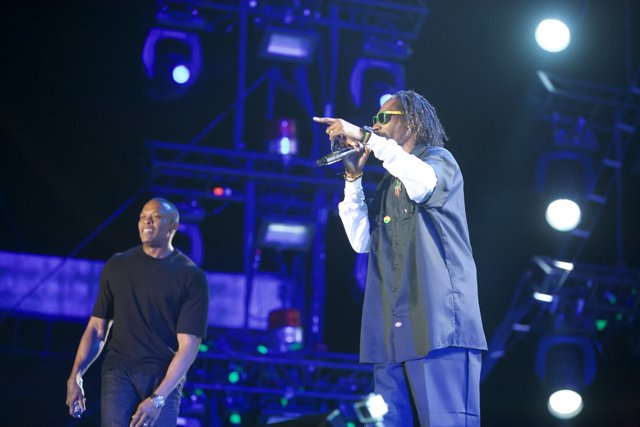 Snoop Dogg and Dr. Dre Drop It Like It's Hot at Coachella 2012
