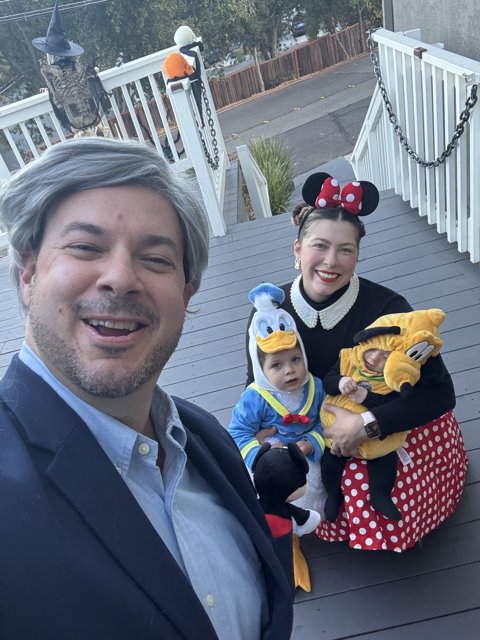 Halloween Cheer on the Porch