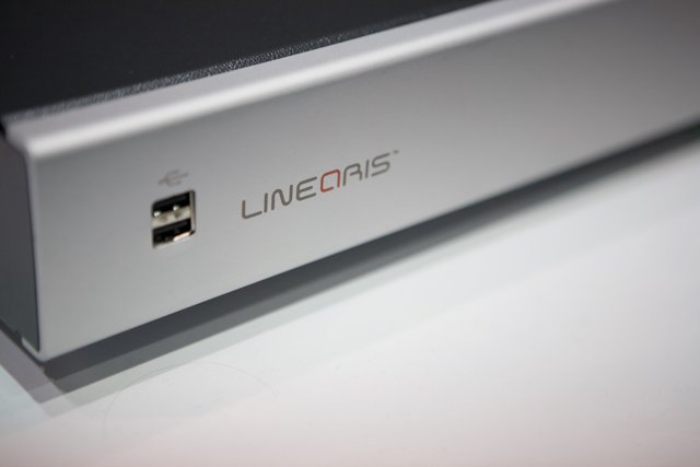 LinearSUS Showcases the Latest in Computer Hardware and Electronics at CES 2014