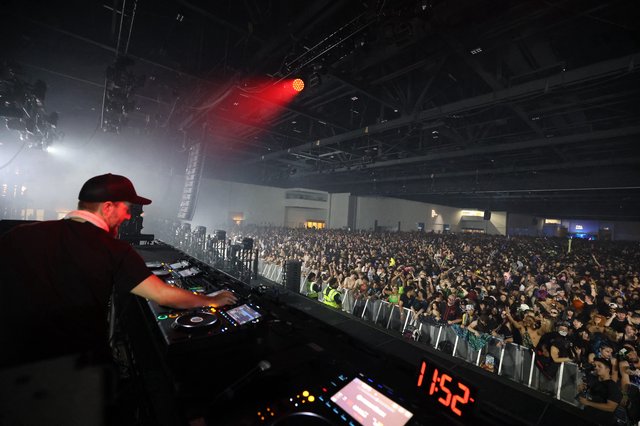 DJ Commands Massive Crowd at Wobbleland 2026