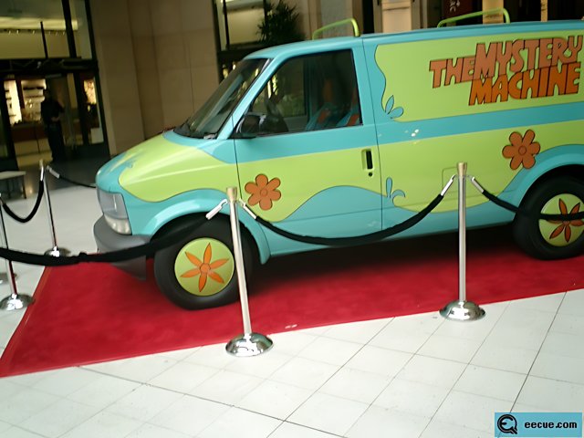 Scooby-Doo Van Arrives in Style