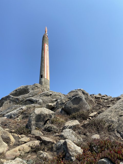 Towering Rock Beacon