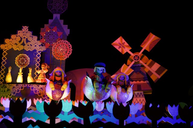 Magical Paper Cutout Performers at Disneyland