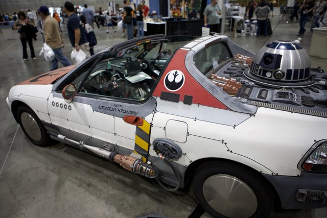 Star Wars Speedster Steals the Show at Convention