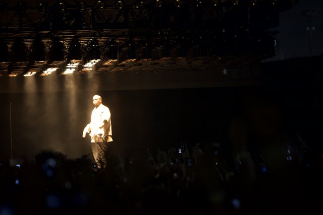 Kanye West electrifies the stage