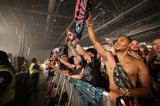 Euphoric Fans Press Against Barrier at Wobbleland 2026