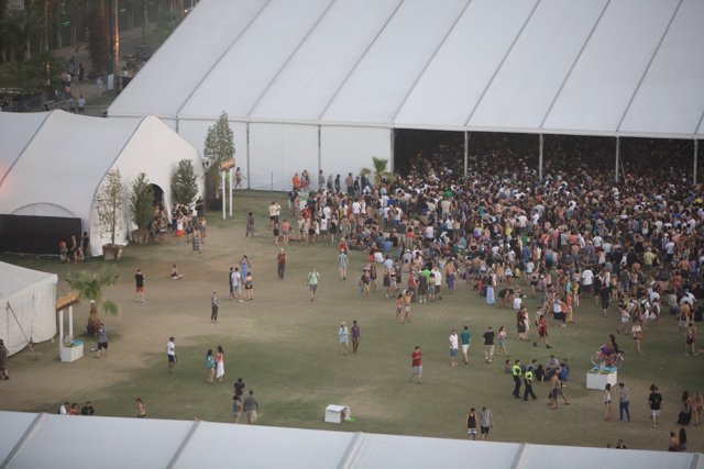 Coachella Music Festival Draws a Large Crowd
