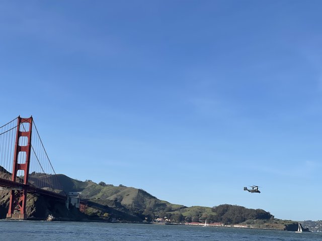 Flyover of Golden Gate Bridge