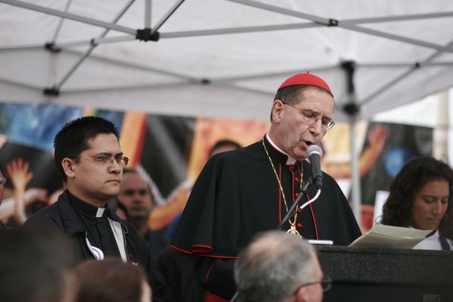 Cardinal Daniel DiNardo speaks at graduation ceremony