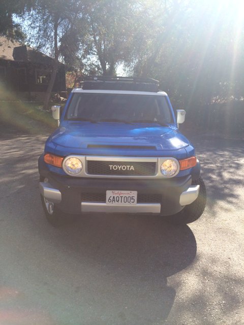 Blue Toyota FJ Cruiser in the Great Outdoors