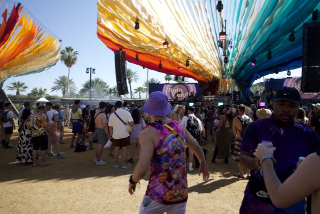Vivid Colors and Vibrant Scenes at Coachella 2024