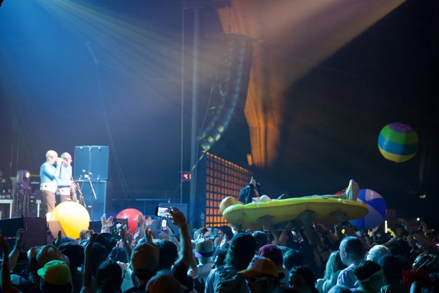 Vibrant Vibes at Coachella 2024 – A Night of Music and Merriment