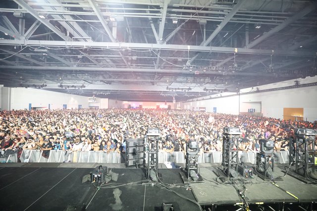 Massive Indoor Festival Crowd at Wobbleland 2026