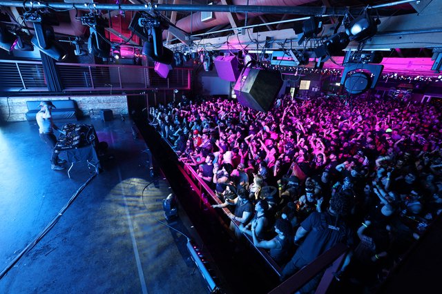 Massive Crowd Surges at Wobbleland 2026 Festival