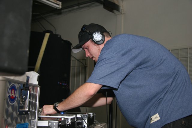 DJ Travis B Rocking the Turntables