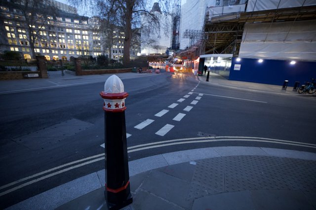 Lighthouse Bollard at Dusk on London Street