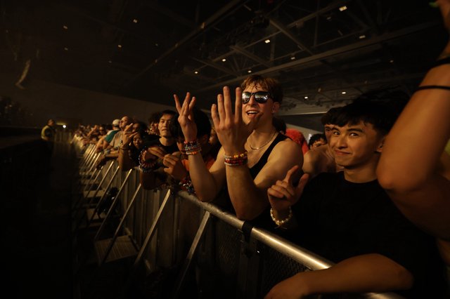 Euphoric Fans Surge at Wobbleland 2026 Concert Barrier
