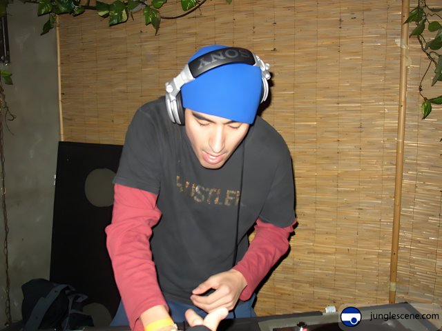 DJ Vibe
