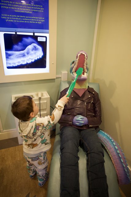 Dino Dentist in Training