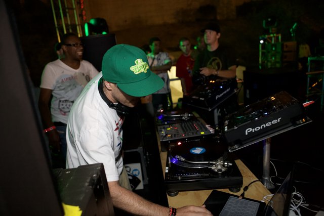 DJ Marky bringing the beats at EDC 2007