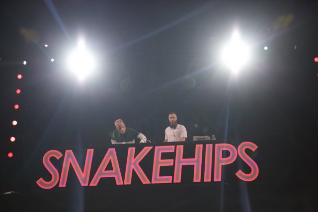 Snakehips Center Stage