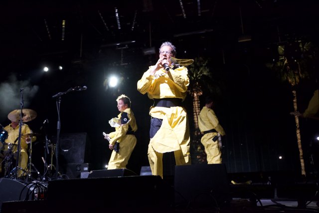 Yellow-clad Performers Rock the Stage