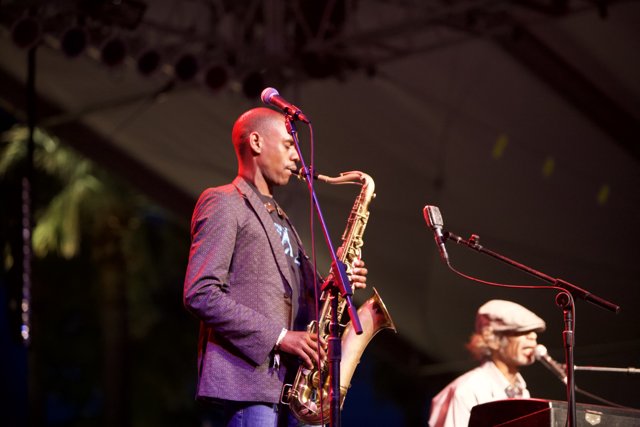 Saxophonist brings the house down at Coachella