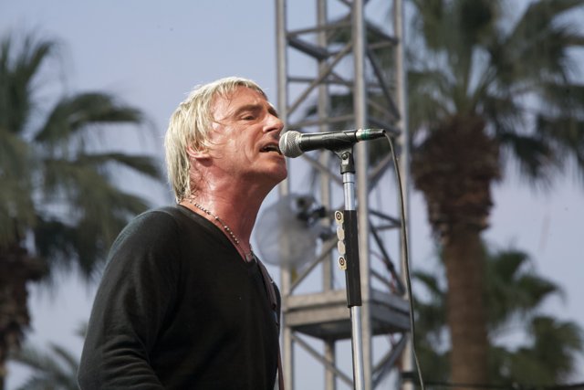 Paul Weller Rocks Coachella 2009