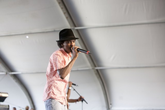 K'naan's Soulful Solo Act